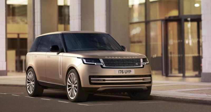 Sous tous les angles, le nouveau Range Rover affirme avec une autorité moderne sa stature et son identité.