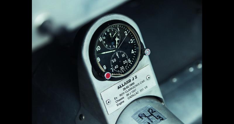 Si vous lui trouvez un petit air d’AC Cobra, c’est parce que Carroll Shelby l’a pilotée et s’en est (peut-être) inspiré.
