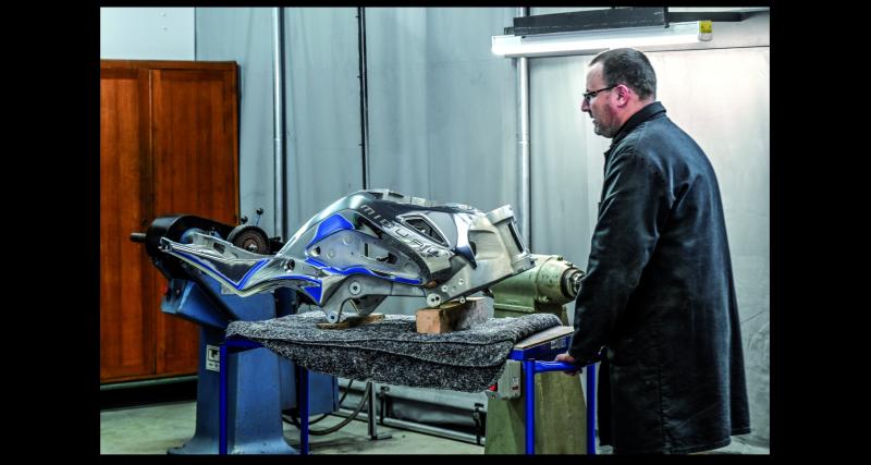 Autour d’Olivier Midy et de son épouse, les artisans de la réussite Midual.