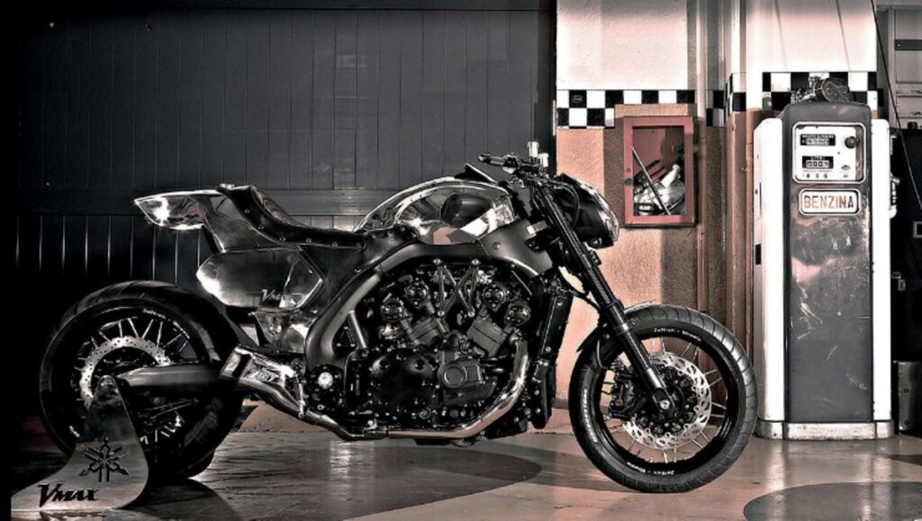 Le V-Max Yamaha : Hypermodifiée