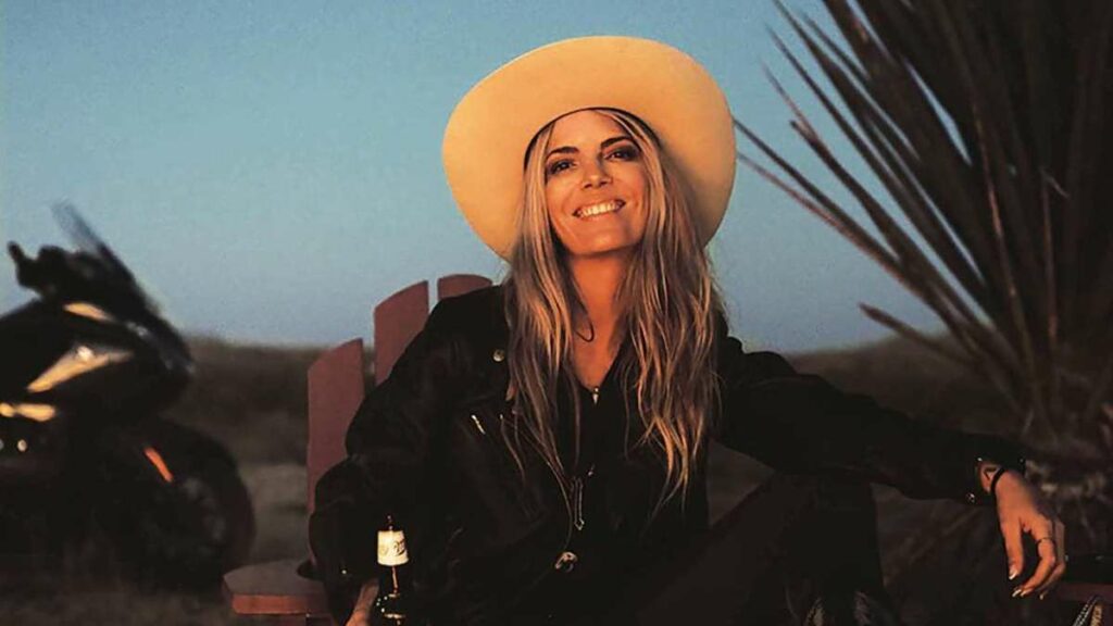 Sophie Molesti : Bonnie on the road