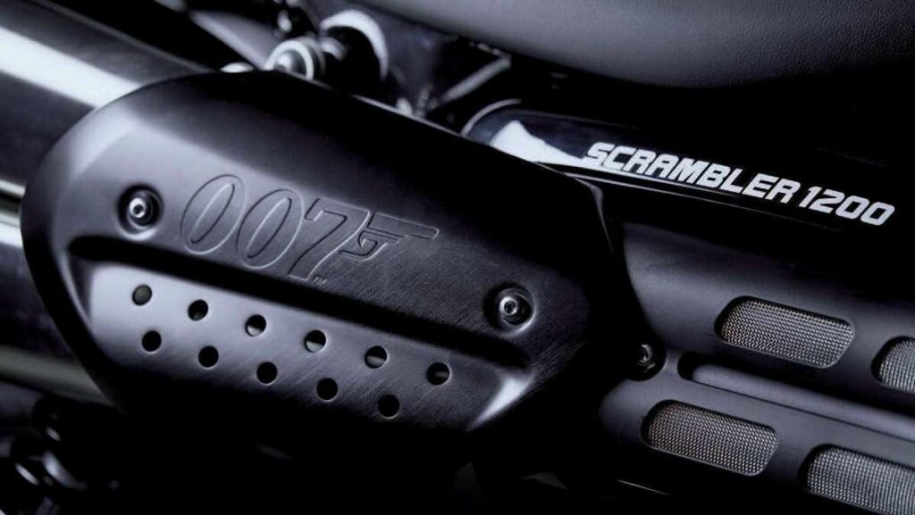 Triumph Scrambler 1200 Bond Edition 2020 : my name is Bonnie