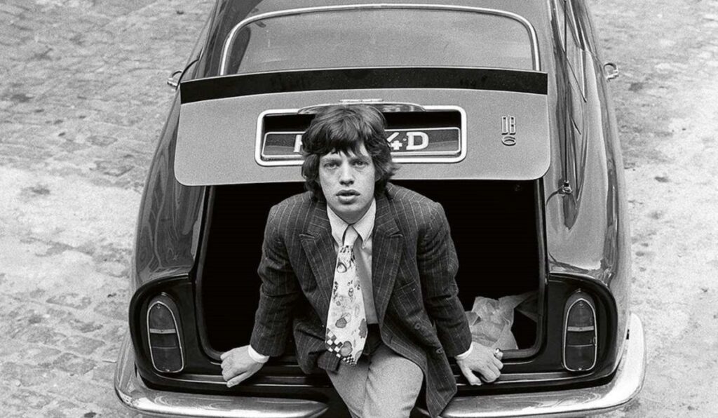 Mick Jagger - Aston Martin DB6 : Sympathy for the Aston