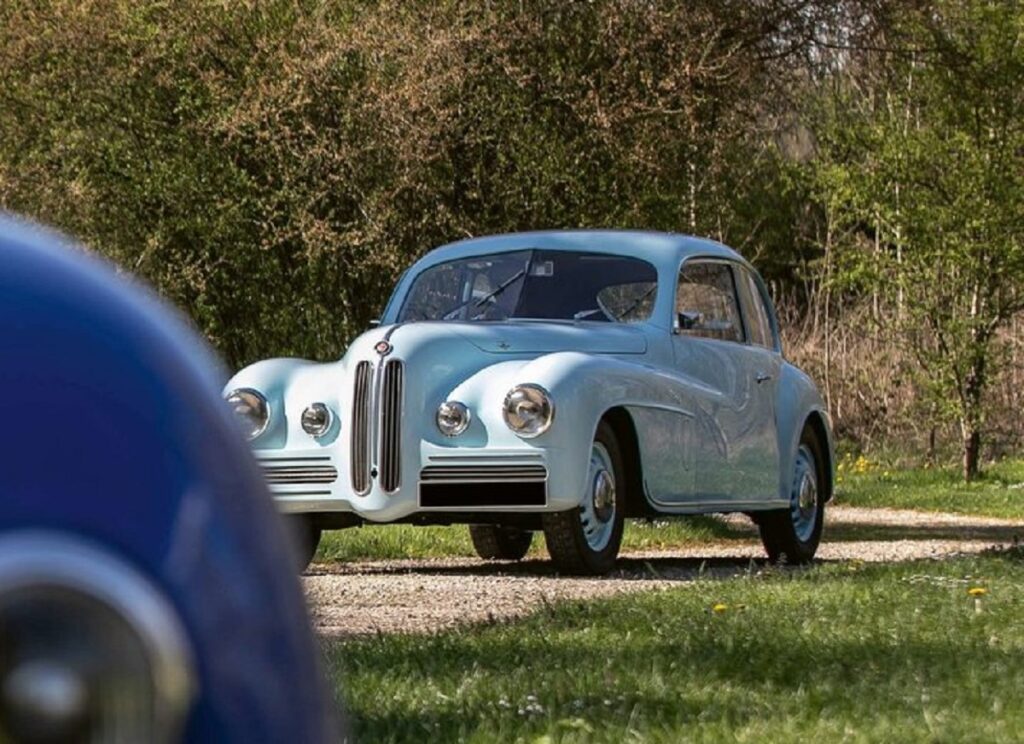 Bristol : La passion en faire-part