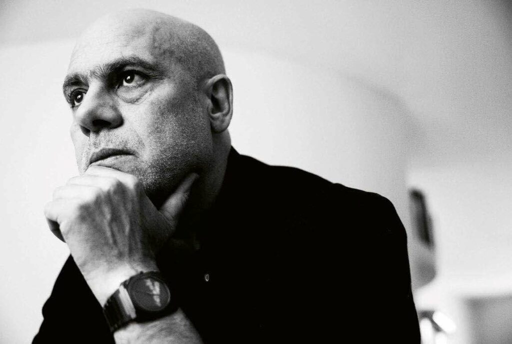 Laurent Grasso x Bulgari : la tête dans les nuages