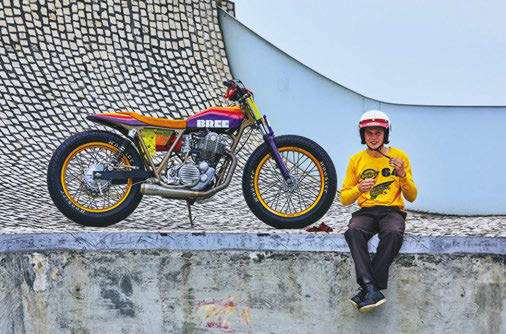 Moritz Bree : flower power