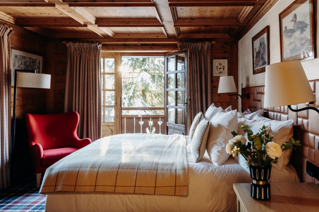 Une chambre de l'hôtel ©Les Chalets du Mont d'Arbois à Megève